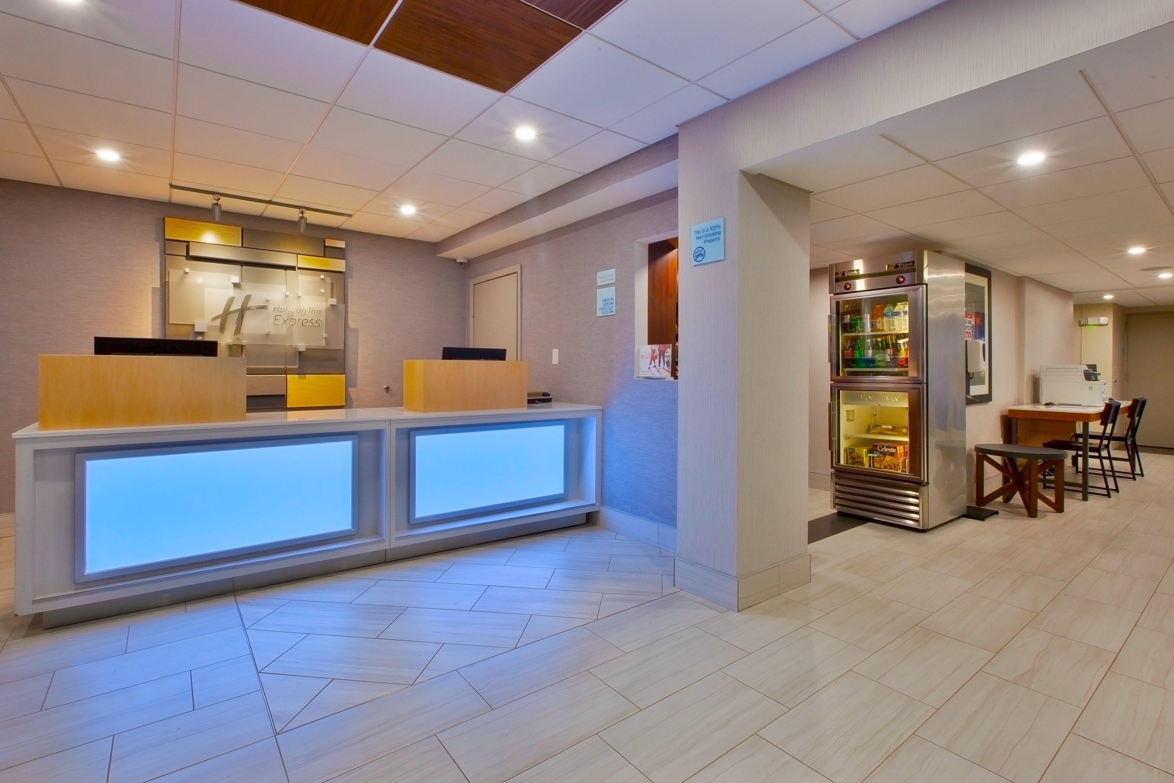 Holiday Inn Express Fairfax-Arlington Boulevard By Ihg Exterior foto
