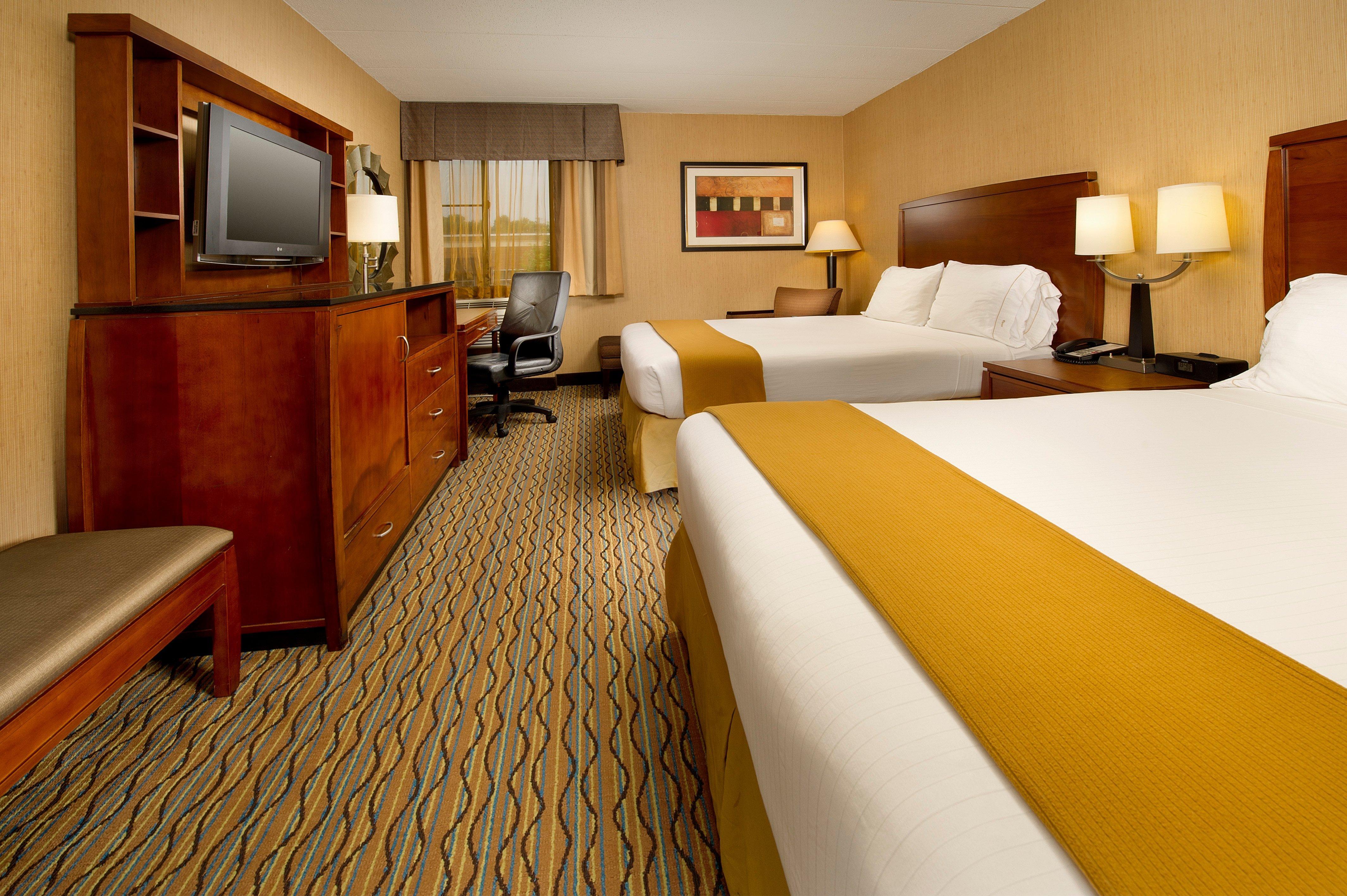 Holiday Inn Express Fairfax-Arlington Boulevard By Ihg Exterior foto